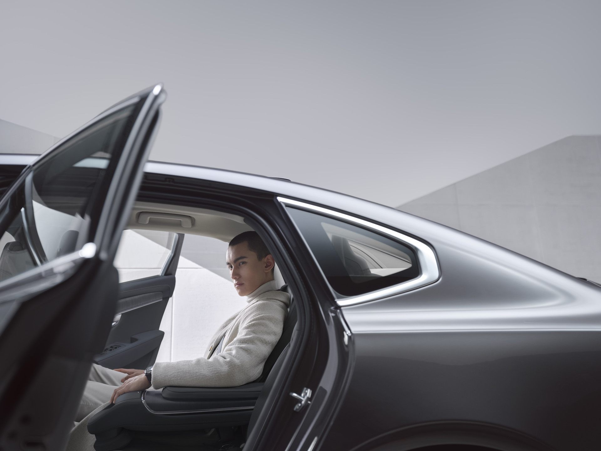 121528172338.jpg STE_583_RGB_FN.jpg